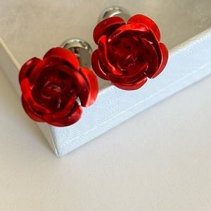 Rose cuff links